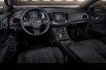 Chrysler 200 2015 года